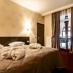 Romantik 4*